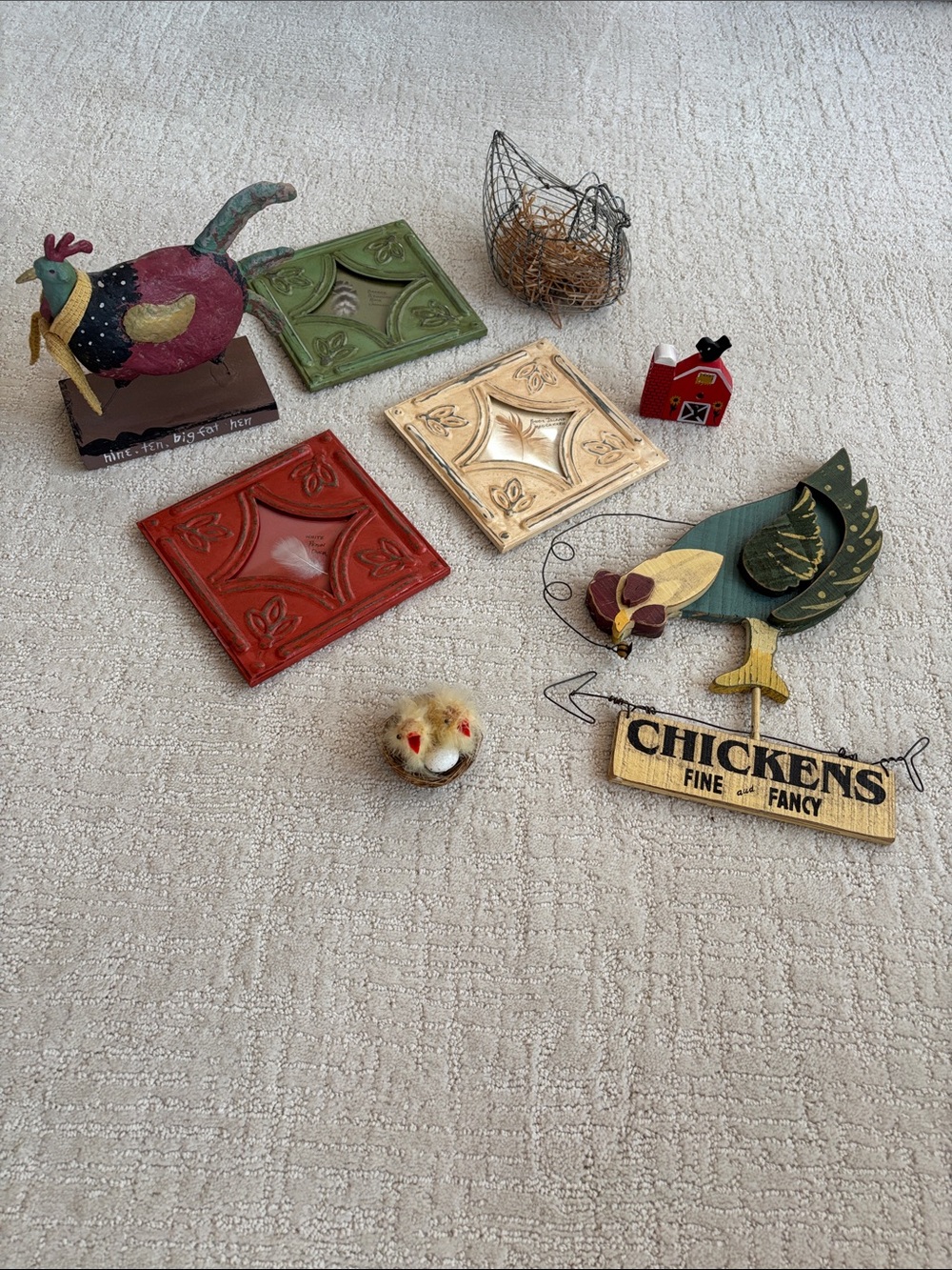 Farmhouse/Chicken Decor